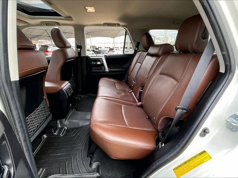 Used 2020 Toyota 4Runner Limited image 19