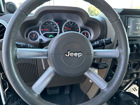 Used 2009 Jeep Wrangler Sahara w/ Trailer Tow Group AWD/4WD image 20