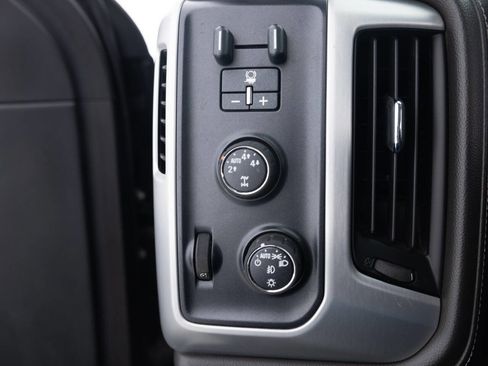 Used 2016 GMC Sierra 1500 SLT w/ SLT Premium Package image 39