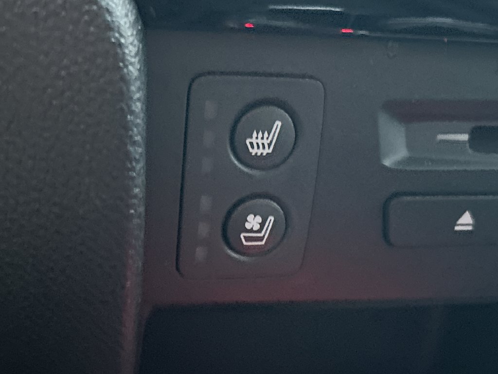 Used 2019 Honda Pilot Elite image 38