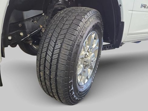 Used 2024 RAM 2500 Laramie AWD/4WD image 35