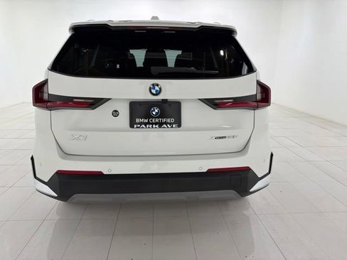 Certified 2023 BMW X1 xDrive28i w/ Convenience Package AWD/4WD image 4
