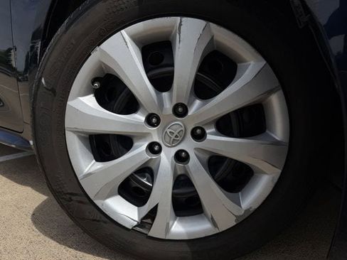 Used 2023 Toyota Corolla LE FWD image 10