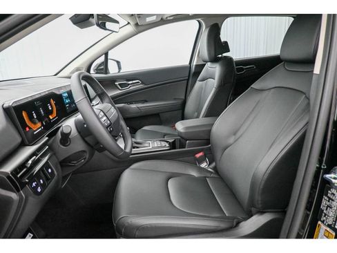 New 2026 Kia Sportage EX w/ EX Panorama Roof Package image 17