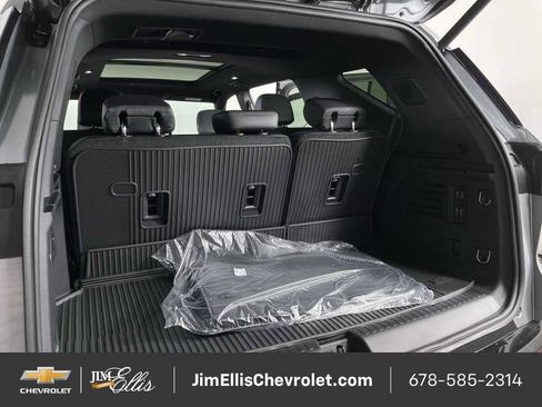 New 2026 Chevrolet Traverse High Country w/ LPO, Floor Liner Package AWD/4WD image 55