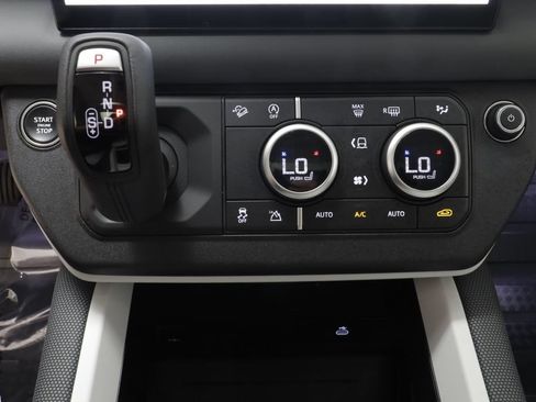 Certified 2025 Land Rover Defender 110 S AWD/4WD image 12