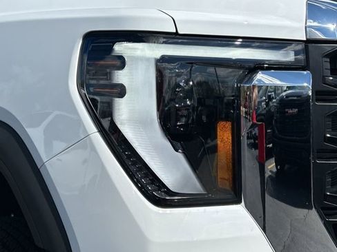 New 2026 GMC Sierra 2500 Pro AWD/4WD image 12