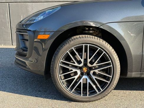 Certified 2026 Porsche Macan image 14