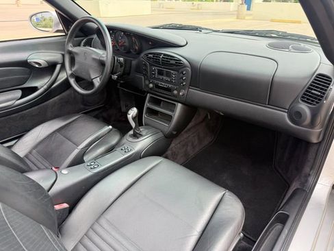 Used 2000 Porsche Boxster image 34