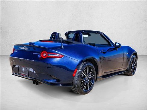Used 2025 MAZDA MX-5 Miata Grand Touring w/ Appearance Package RWD image 11