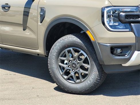 New 2025 Ford Ranger XLT w/ FX4 Off-Road Package image 2