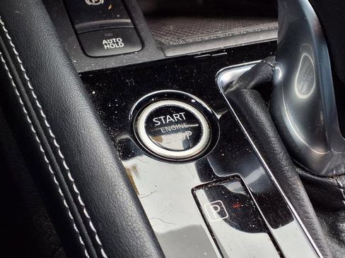 Used 2022 Nissan Kicks SV FWD image 9