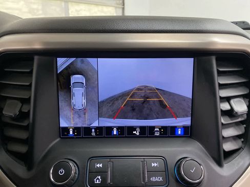 Used 2022 GMC Acadia Denali w/ Denali Ultimate Package image 25