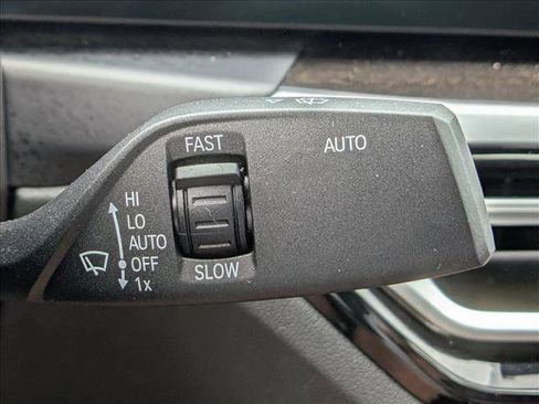 Used 2023 BMW 330e xDrive w/ Premium Package image 29