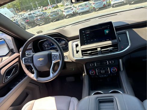 Certified 2023 Chevrolet Tahoe LT w/ Luxury Package AWD/4WD image 25
