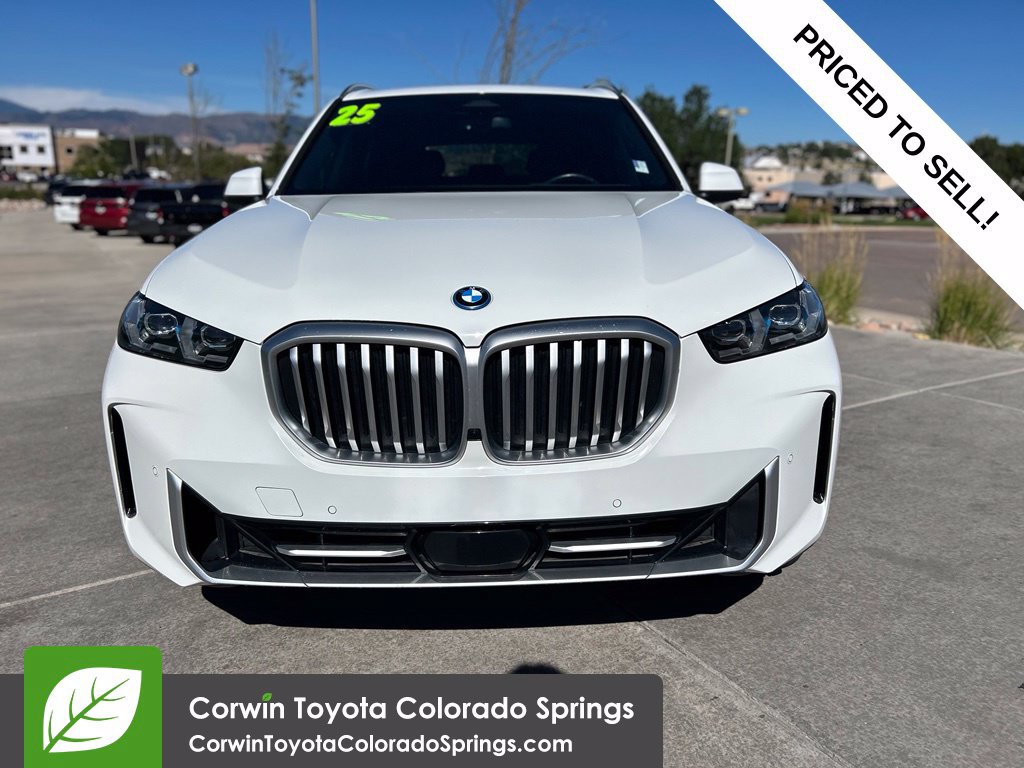 Used 2025 BMW X5 xDrive50e AWD/4WD image 2