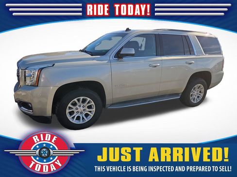 Used 2015 GMC Yukon SLE image 1