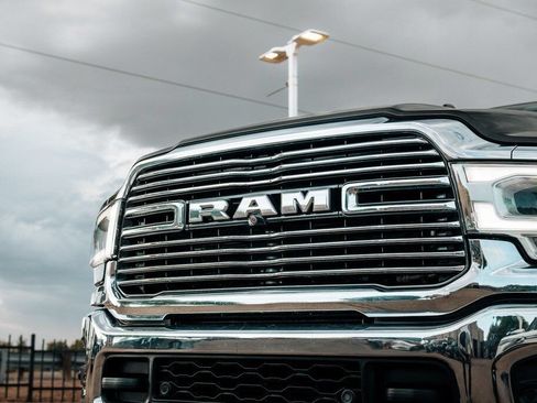 Used 2020 RAM 2500 Laramie AWD/4WD image 10