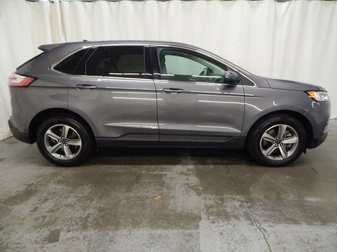 Used 2021 Ford Edge SEL w/ Convenience Package AWD/4WD image 3