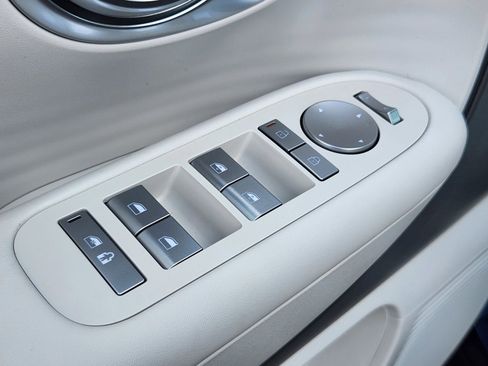 New 2026 Hyundai Ioniq 9 SE image 12