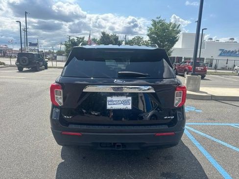 Used 2023 Ford Explorer XLT w/ Class IV Trailer Tow Package AWD/4WD image 7