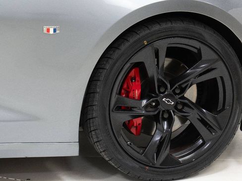 Used 2022 Chevrolet Camaro SS RWD image 63