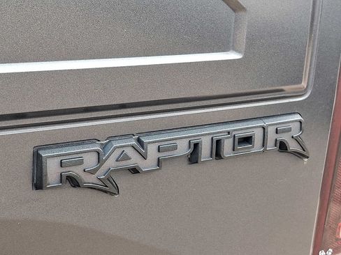 Used 2018 Ford F150 Raptor w/ Equipment Group 802A Luxury AWD/4WD image 31