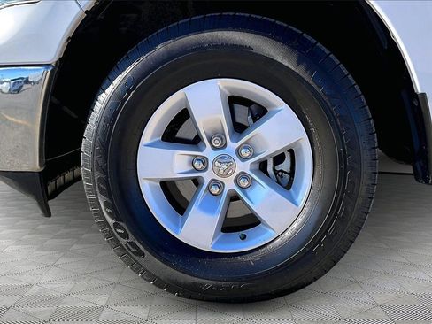 Used 2023 RAM 1500 Tradesman w/ Chrome Plus Package image 9