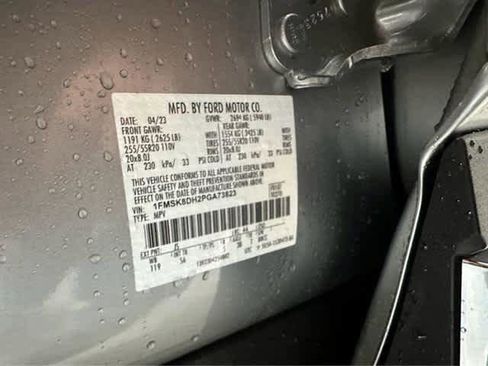 Used 2023 Ford Explorer XLT w/ Equipment Group 202A image 14