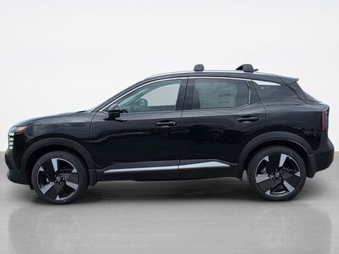 New 2026 Nissan Kicks SR w/ Cold Weather Package AWD/4WD image 5