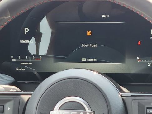 New 2025 Nissan Kicks SR w/ SR Premium Package image 31