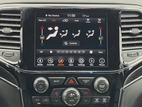 Used 2019 Jeep Grand Cherokee Limited w/ Trailer Tow Group IV AWD/4WD image 33