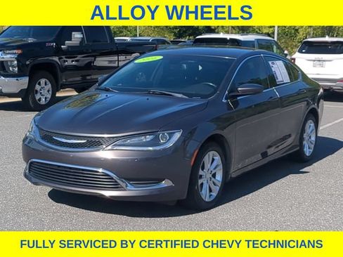 Used 2016 Chrysler 200 Limited FWD image 12