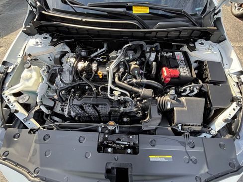 Used 2025 Nissan Altima 2.5 SV image 32