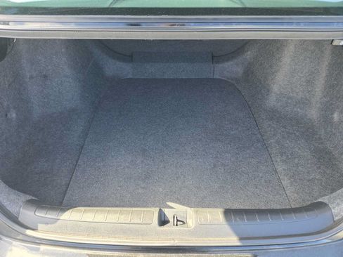 Used 2018 Honda Accord LX image 14