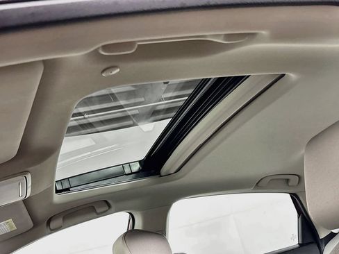 Used 2025 Honda Accord SE image 18