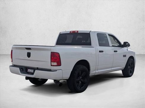 Used 2016 RAM 1500 Express RWD image 5