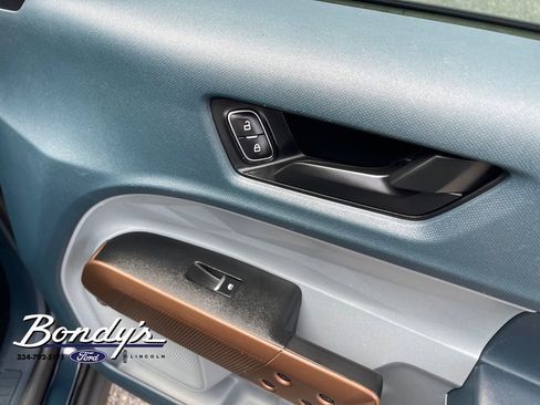 Used 2023 Ford Maverick Lariat w/ Lariat Luxury Package FWD image 19