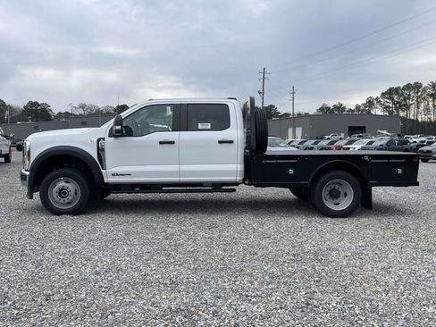 New 2026 Ford F550 4x4 Crew Cab image 11