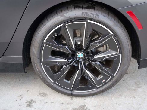 New 2026 BMW 740i 740i RWD w/ Premium Package image 7