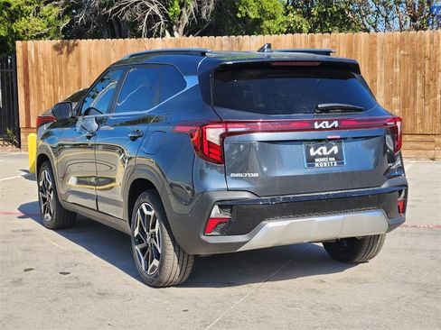 New 2026 Kia Seltos SX w/ SX Sunroof Package image 3