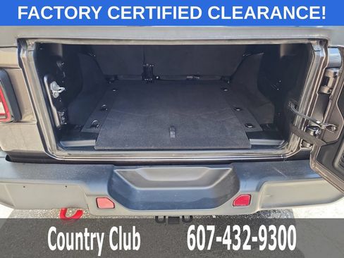 Used 2021 Jeep Wrangler Unlimited Rubicon AWD/4WD image 27
