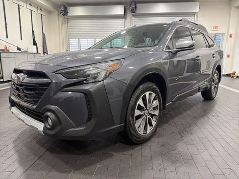 Certified 2025 Subaru Outback Touring XT image 1