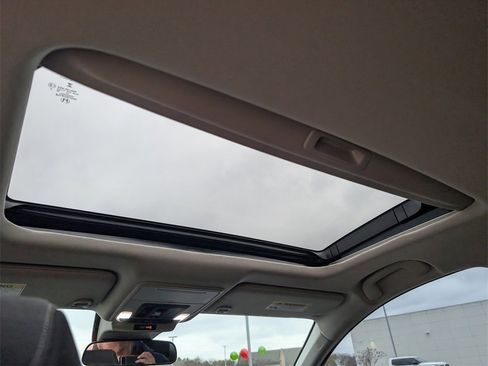 Certified 2023 Honda Accord EX image 28