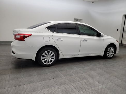 Used 2019 Nissan Sentra S image 10
