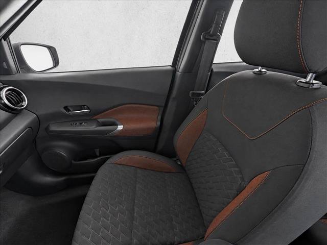 Used 2021 Nissan Kicks SR w/ Interior Electronics Package FWD image 29