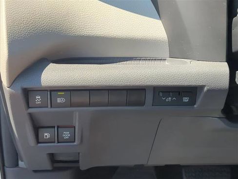 Certified 2024 Toyota Sienna LE image 13