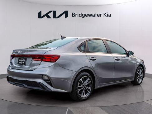 Certified 2023 Kia Forte LXS w/ LXS Technology Package FWD image 6