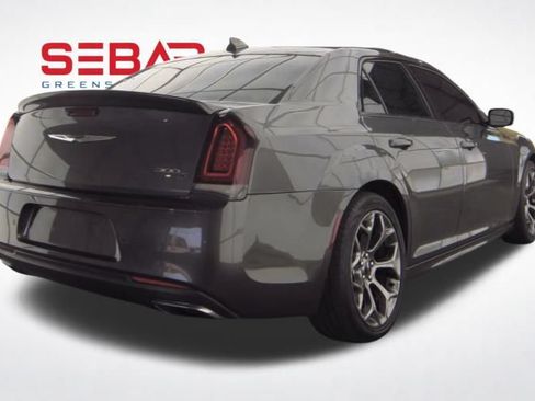 Used 2017 Chrysler 300 S w/ Safetytec Plus Group RWD image 26