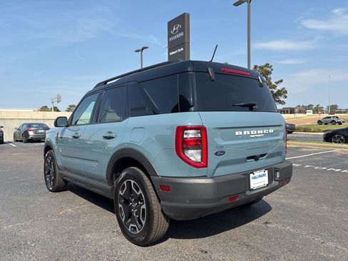 Used 2021 Ford Bronco Sport Outer Banks image 8
